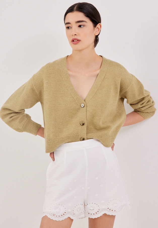Broderie Scallop Hem Shorts - Image 4